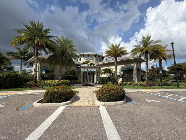 3202 Birchin LN, Fort Myers, FL 33916
