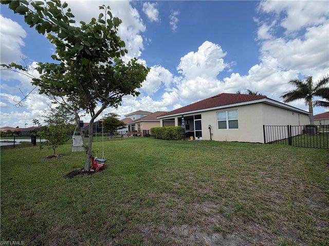 3202 Birchin LN, Fort Myers, FL 33916