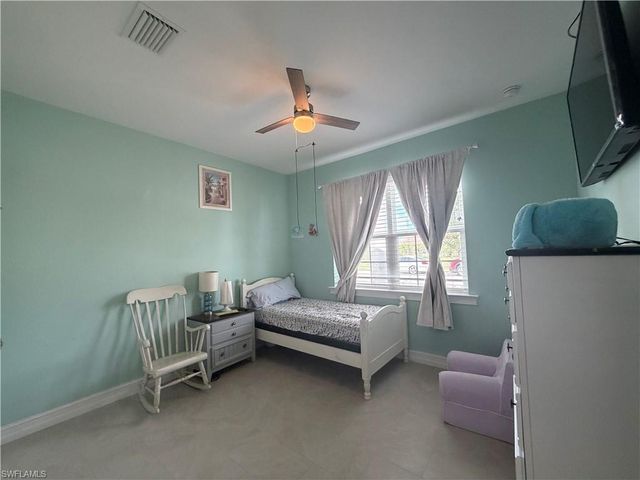3202 Birchin LN, Fort Myers, FL 33916