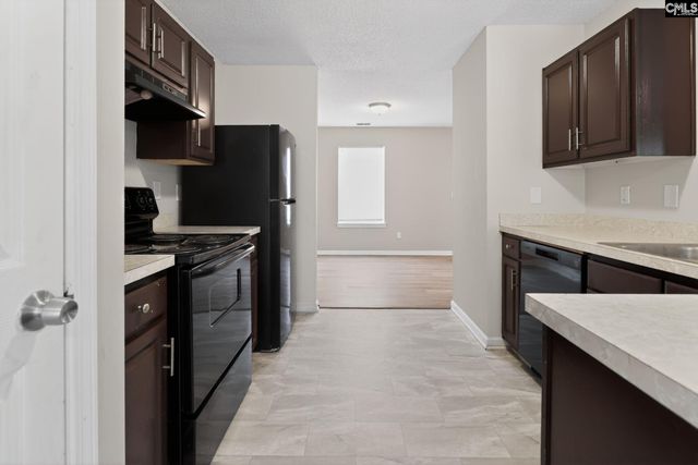 6 Elders Pond Court, Columbia, SC 29229