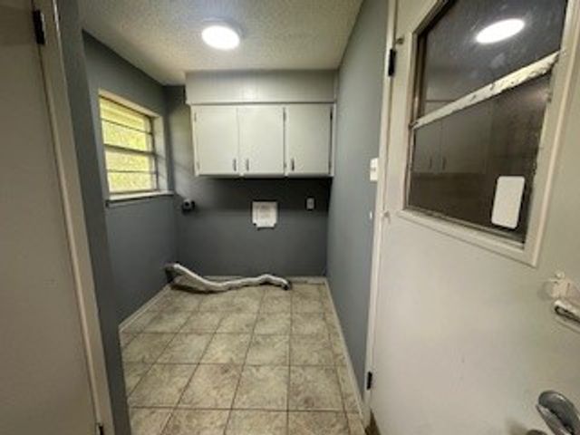 800 Glen Key Street, Denison, TX 75020