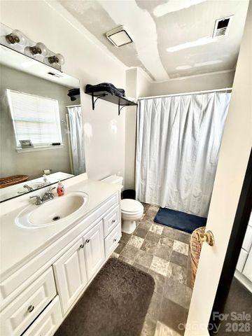 12217 Dolomite Drive, Pineville, NC 28137