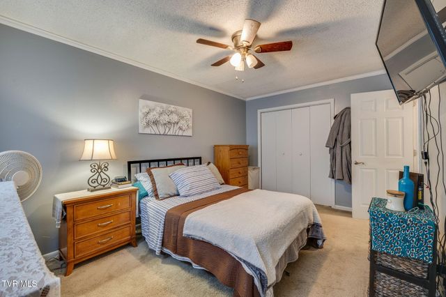 1813 Todd Drive, Johnson City, TN 37604