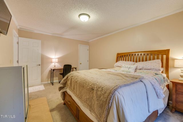 1813 Todd Drive, Johnson City, TN 37604