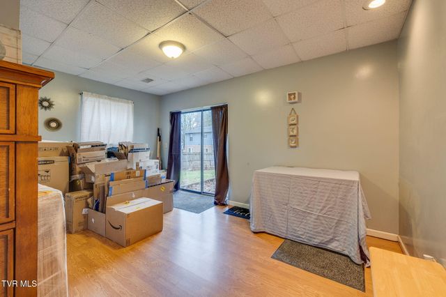 1813 Todd Drive, Johnson City, TN 37604