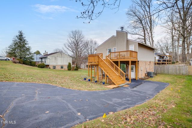 1813 Todd Drive, Johnson City, TN 37604