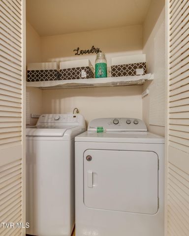 1813 Todd Drive, Johnson City, TN 37604