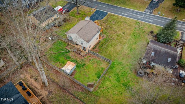 1813 Todd Drive, Johnson City, TN 37604