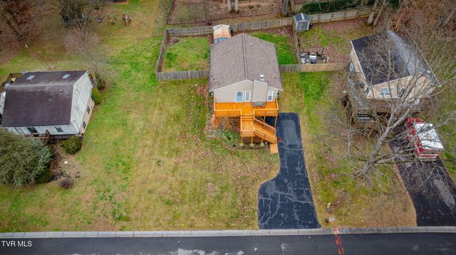 1813 Todd Drive, Johnson City, TN 37604