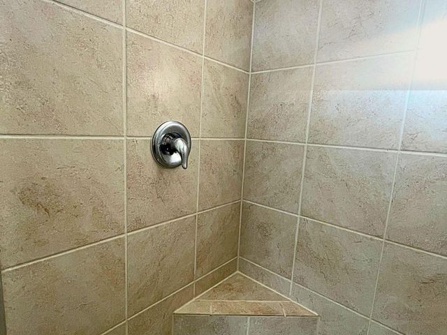 5042 STOKES WAY, Wildwood, FL 34785