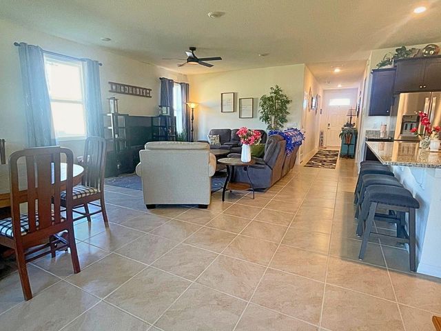 5042 STOKES WAY, Wildwood, FL 34785