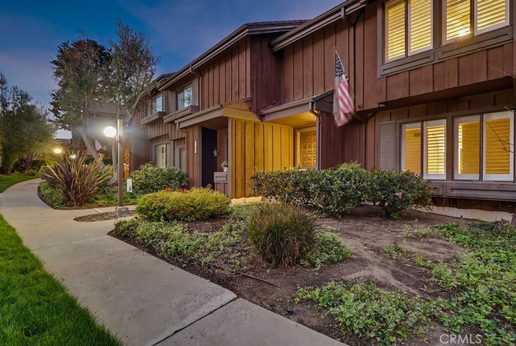 Image 15 of property listing at 2146 Mount Shasta Drive, San Pedro, CA 90732