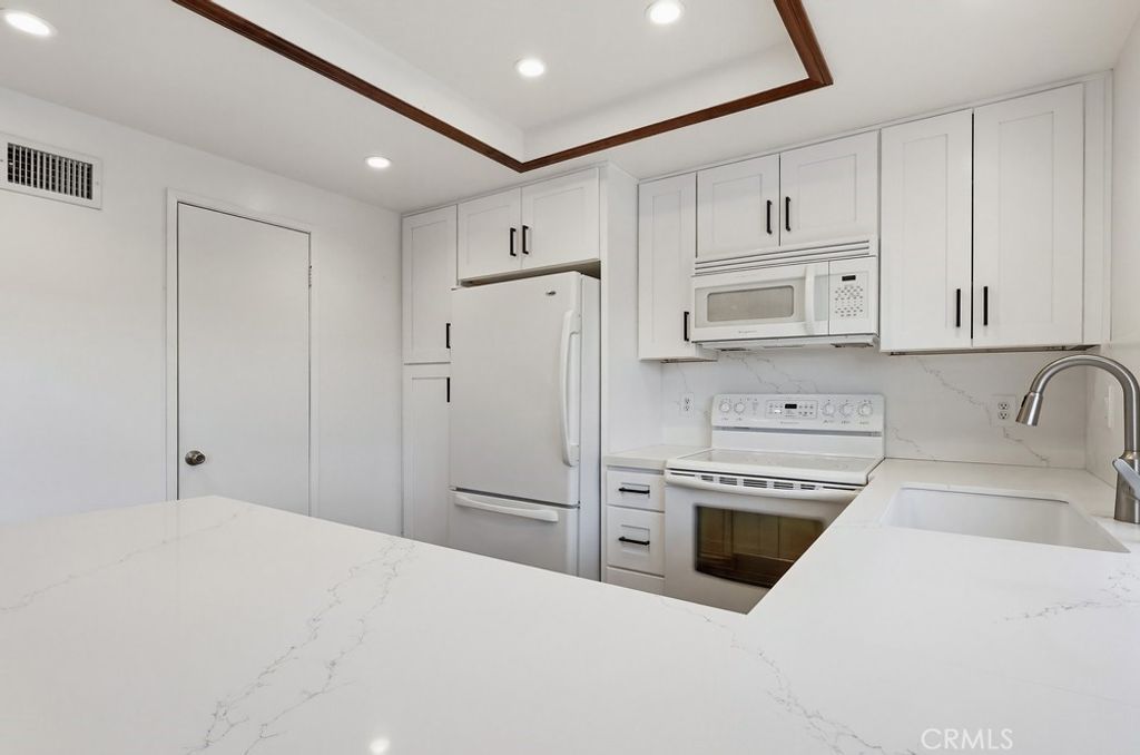 Image 38 of property listing at 2146 Mount Shasta Drive, San Pedro, CA 90732