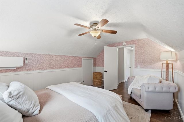 2853 Lawndale Avenue, Cincinnati, OH 45212