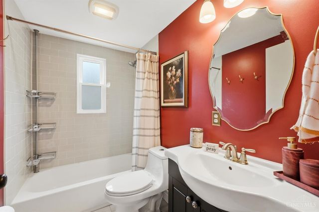 2853 Lawndale Avenue, Cincinnati, OH 45212