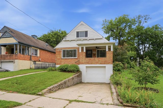2853 Lawndale Avenue, Cincinnati, OH 45212