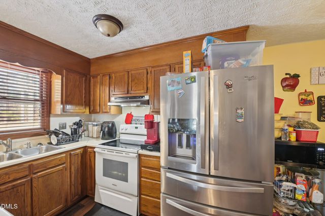 2958 Peacock Street, Hope Mills, NC 28348