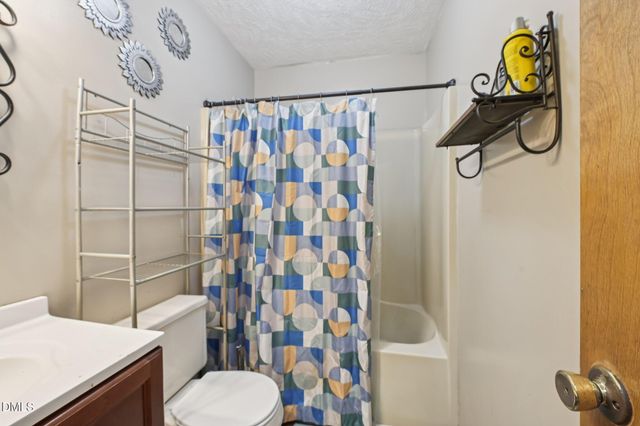 2958 Peacock Street, Hope Mills, NC 28348