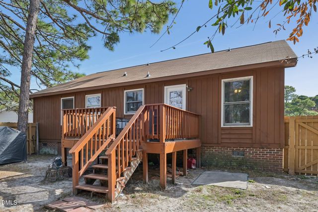 2958 Peacock Street, Hope Mills, NC 28348