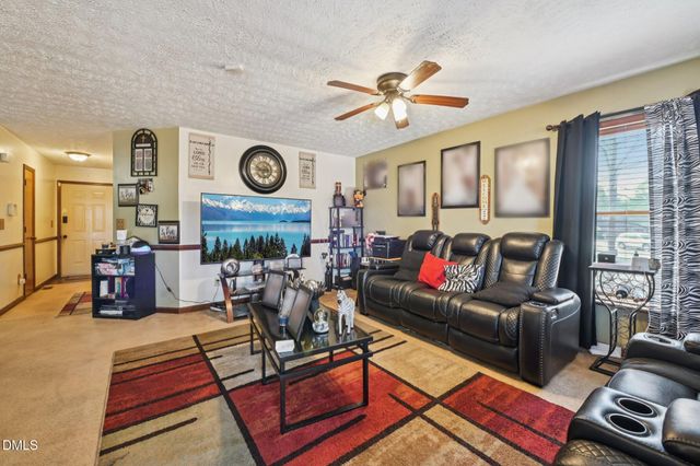 2958 Peacock Street, Hope Mills, NC 28348