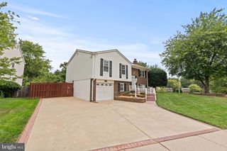5590 NEDDLETON AVE, Woodbridge, VA 22193