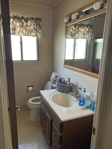 206 Spring STREET, Sheboygan Falls, WI 53085