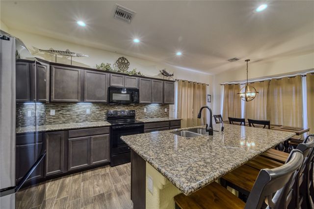 2740 Wilderness Lane, Bullhead City, AZ 86442