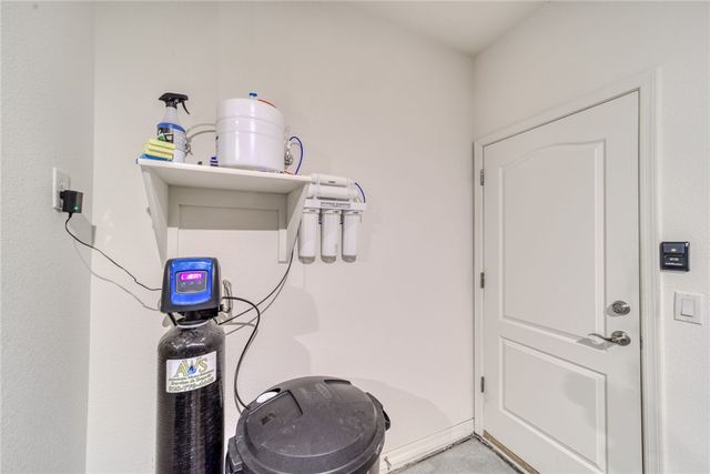 2740 Wilderness Lane, Bullhead City, AZ 86442