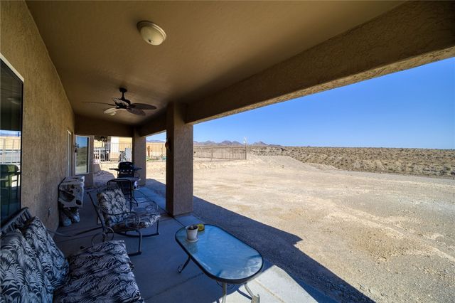 2740 Wilderness Lane, Bullhead City, AZ 86442