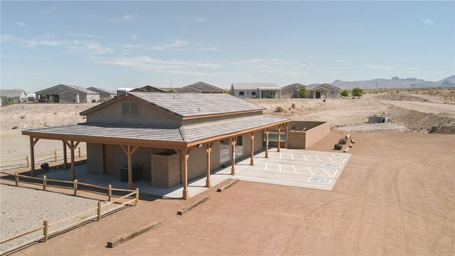 2740 Wilderness Lane, Bullhead City, AZ 86442