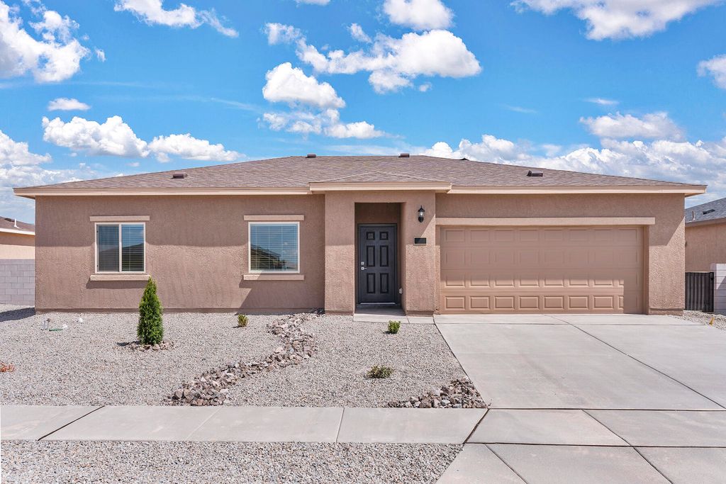 848 Calle de las Rosas SW, Belen, NM 87002
