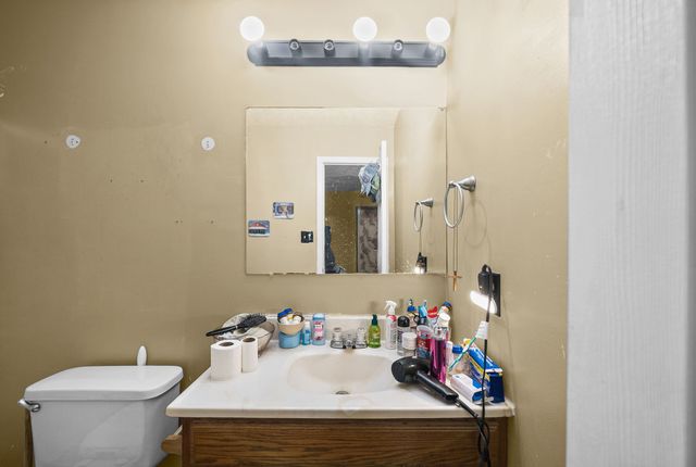 202 Ruf Dr, Oak Grove, KY 42262