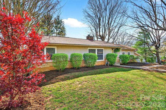 316 Wilson Avenue, Swannanoa, NC 28778