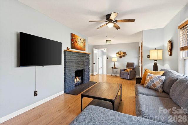 316 Wilson Avenue, Swannanoa, NC 28778