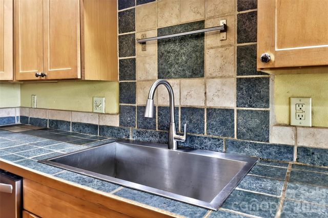 316 Wilson Avenue, Swannanoa, NC 28778