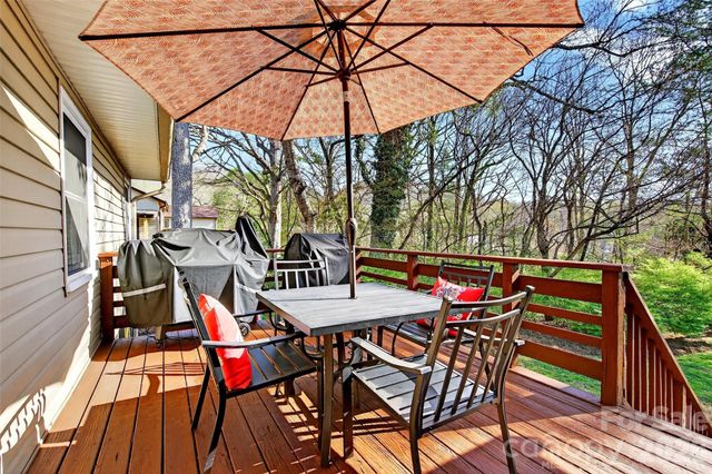 316 Wilson Avenue, Swannanoa, NC 28778