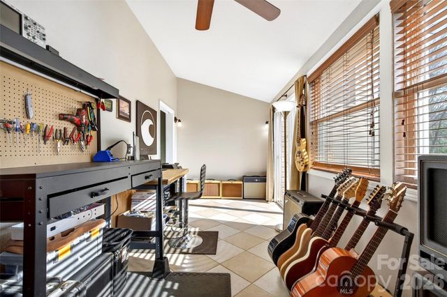 316 Wilson Avenue, Swannanoa, NC 28778