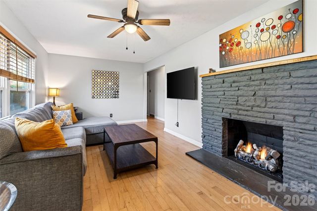 316 Wilson Avenue, Swannanoa, NC 28778