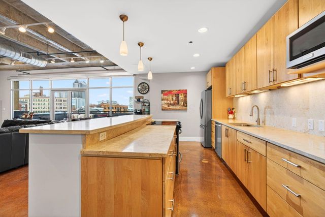 199 S 5th Street, 502, Columbus, OH 43215