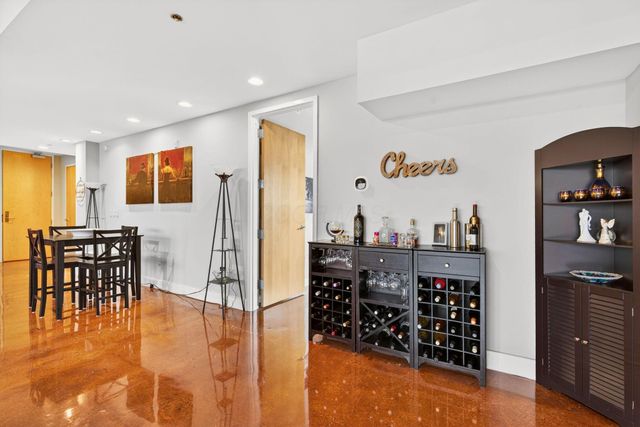 199 S 5th Street, 502, Columbus, OH 43215