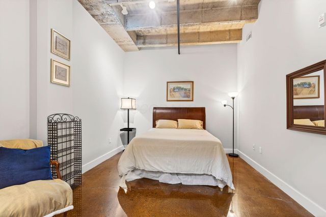 199 S 5th Street, 502, Columbus, OH 43215