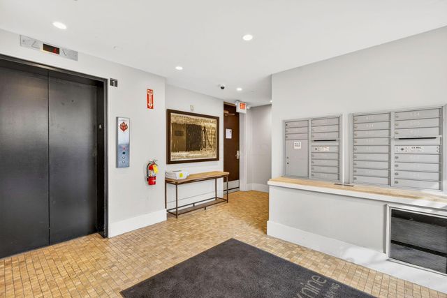 199 S 5th Street, 502, Columbus, OH 43215