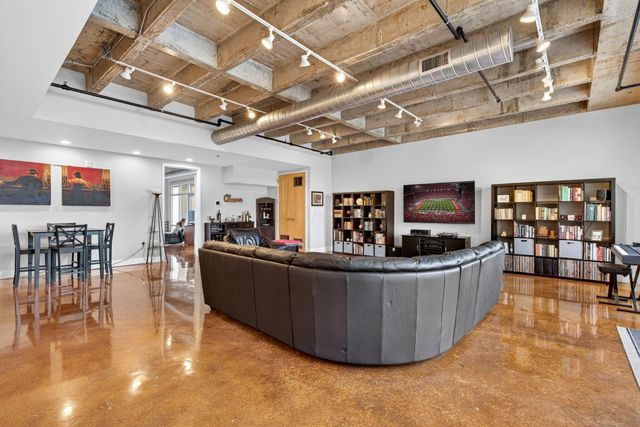 199 S 5th Street, 502, Columbus, OH 43215