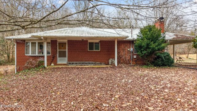 1201 Laurel Bluff Rd, Kingston, TN 37763