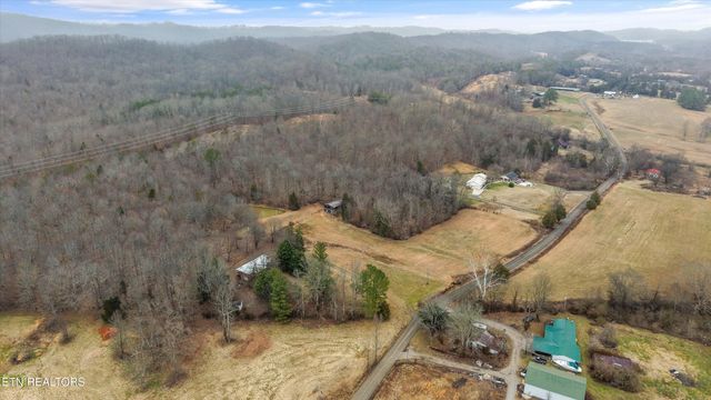 1201 Laurel Bluff Rd, Kingston, TN 37763