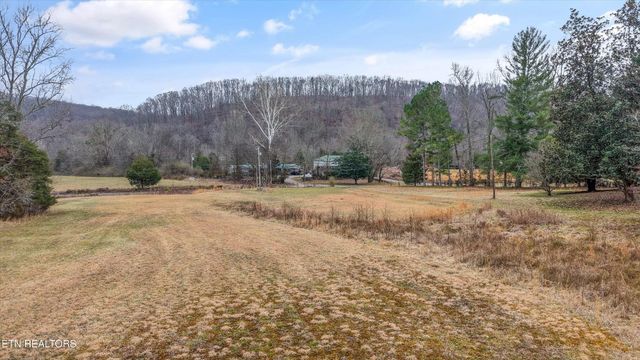 1201 Laurel Bluff Rd, Kingston, TN 37763