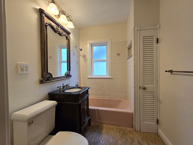 88-90 Rockwell St 2, Malden, MA 02148