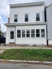 47 Pine Street Apt. 2, Rensselaer, NY 12144