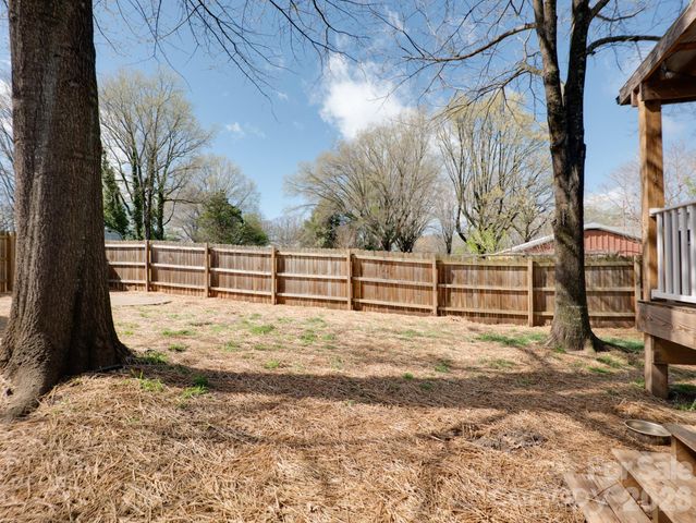 411 N Chapel Street, Landis, NC 28088