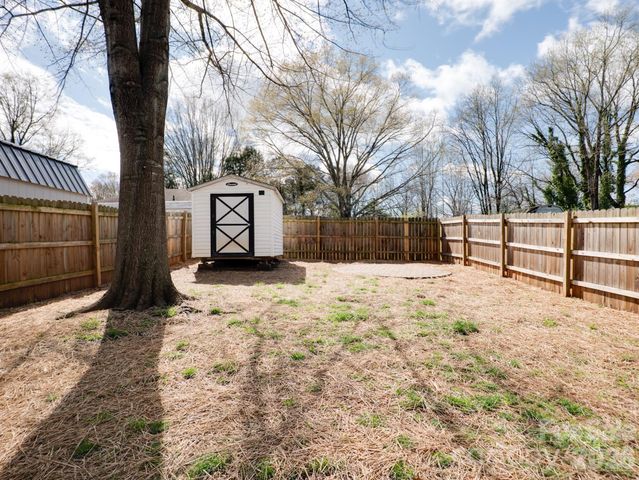 411 N Chapel Street, Landis, NC 28088